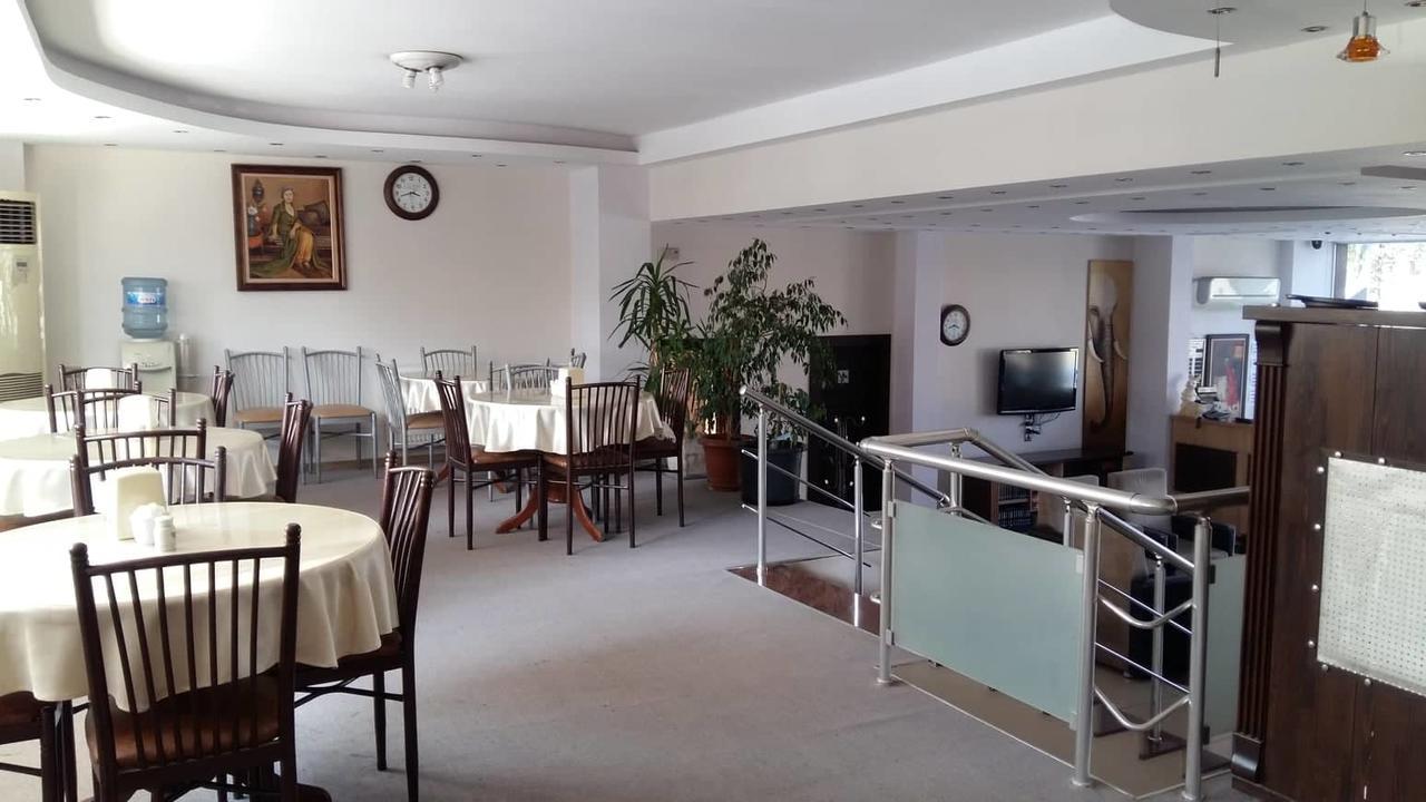 Otel Bayrakli